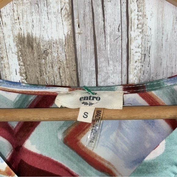 Entro Watercolor Diamond Oversized Blouse - Picture 7 of 9